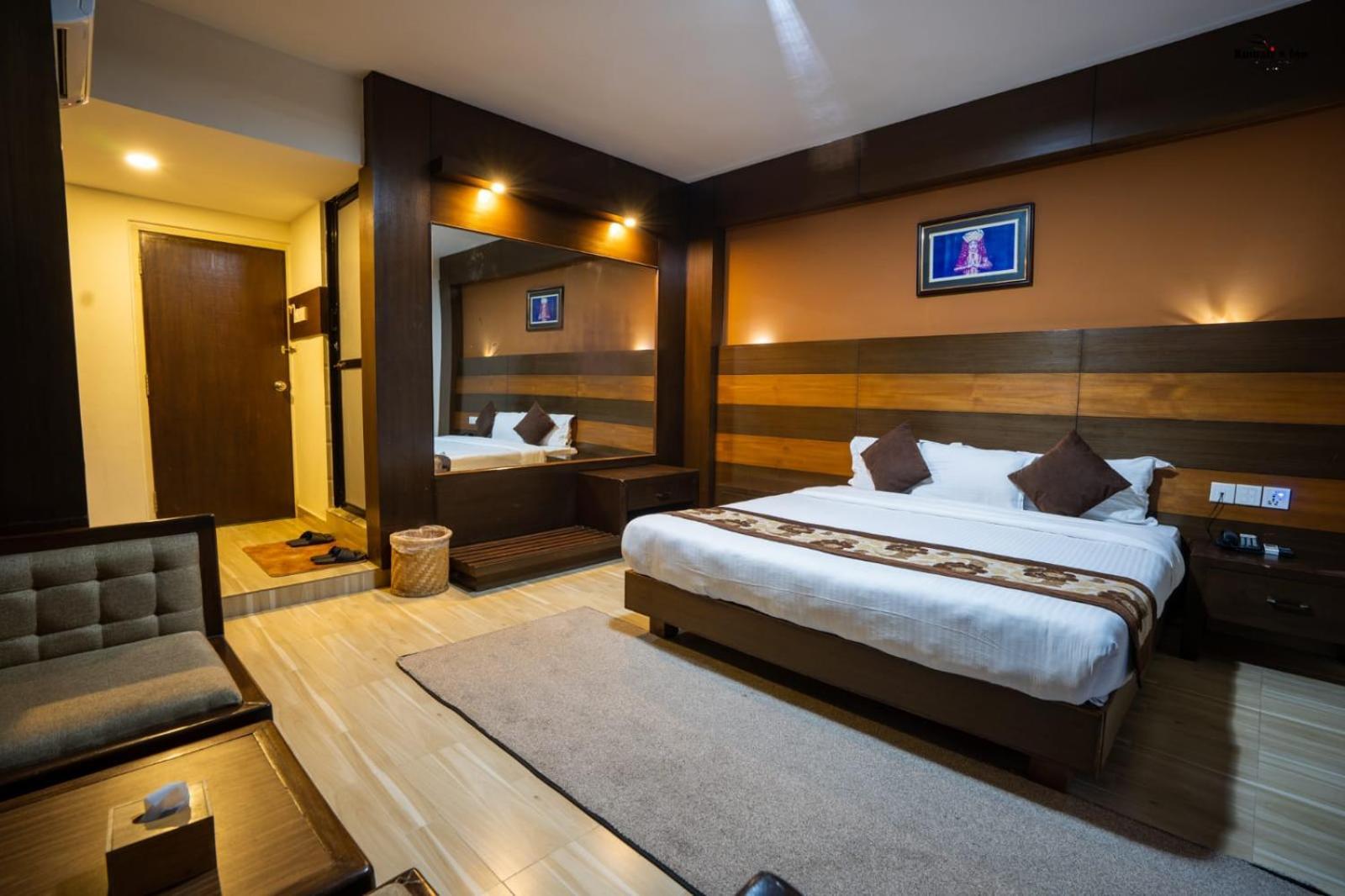 Kumari Star Inn Pókhara Exteriér fotografie